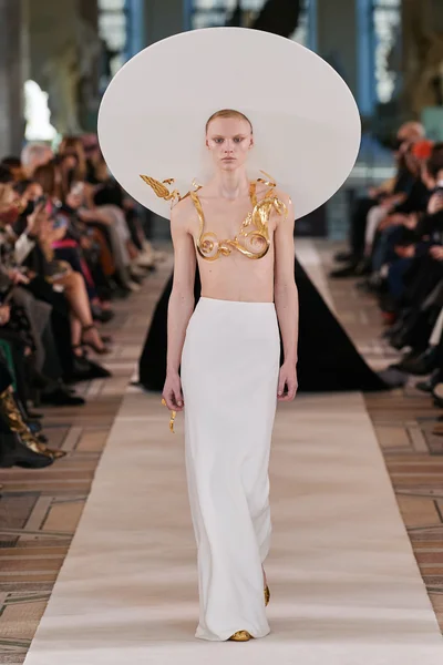 Look 31